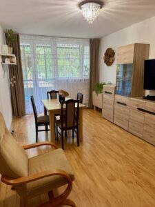 2 –  pokojowe rozkładowe mieszkanie na Dąbrowie